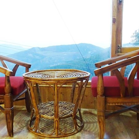 Humble Holiday Inn Kufri Simla Екстериор снимка