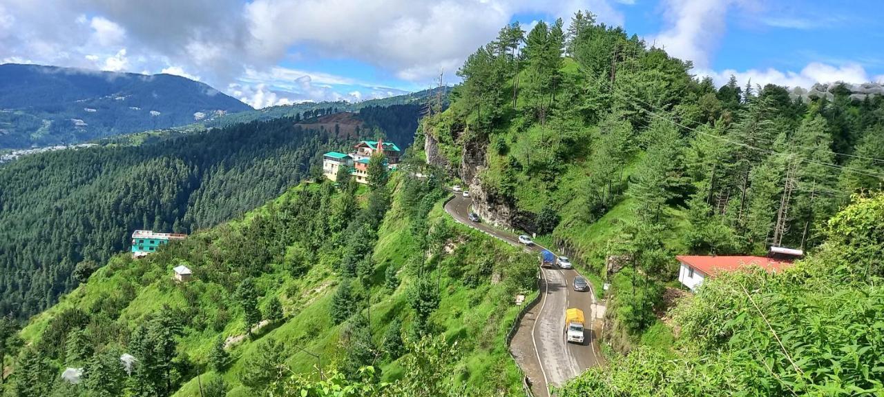Humble Holiday Inn Kufri Simla Екстериор снимка